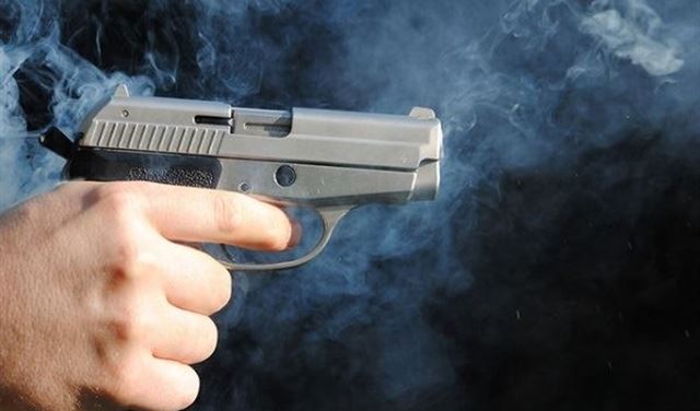 إصابة طفلة بعيار ناري اطلقه شقيقها