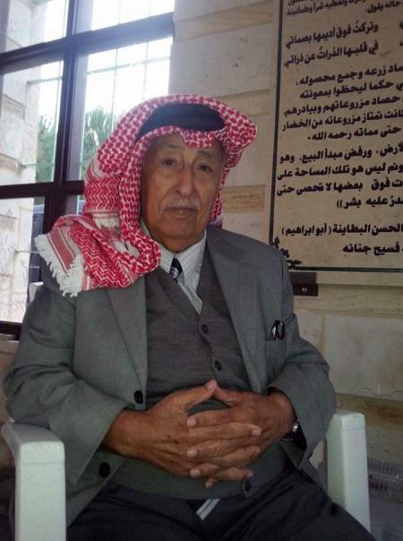 تشييع جثمان الشاعر نايف ابو عبيد