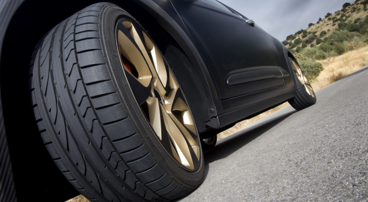 وفاة طفله وإصابة شقيقتها دهسا في