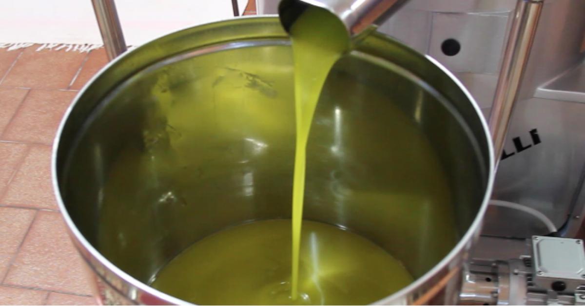 الغذاء والدواء: قائمة ’غشاشي زيت الزيتون‘