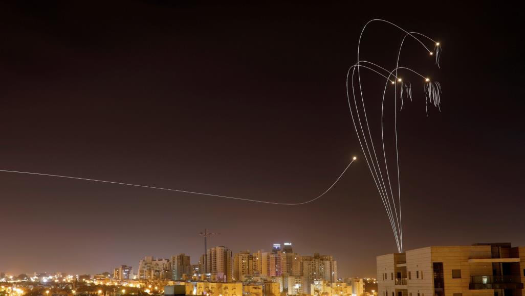 جيش الاحتلال: 220 قذيفة اطلقت من