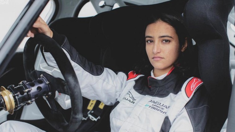 ريما الجفالي أول سعودية تنافس في