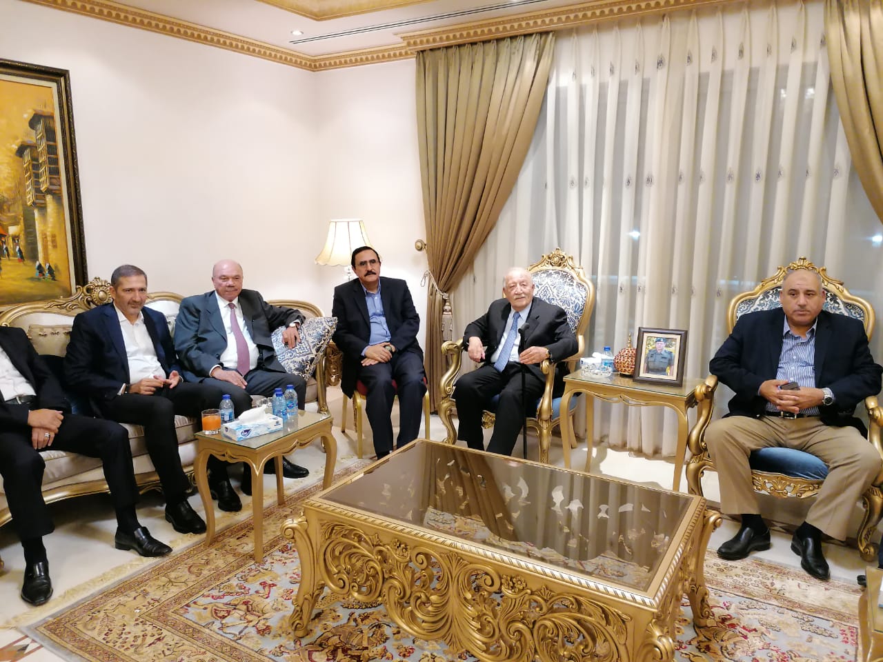 ماذا قال الرؤساء الفايز والرفاعيان والنسور