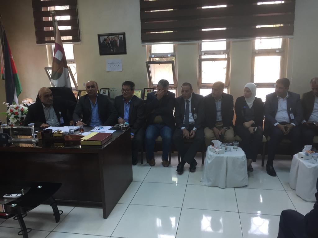 نائب امين عمان يتفقد احتياجات منطقة