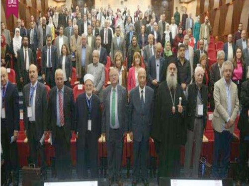 مفتي القدس ومؤتمرون يوصون بحماية مكانة