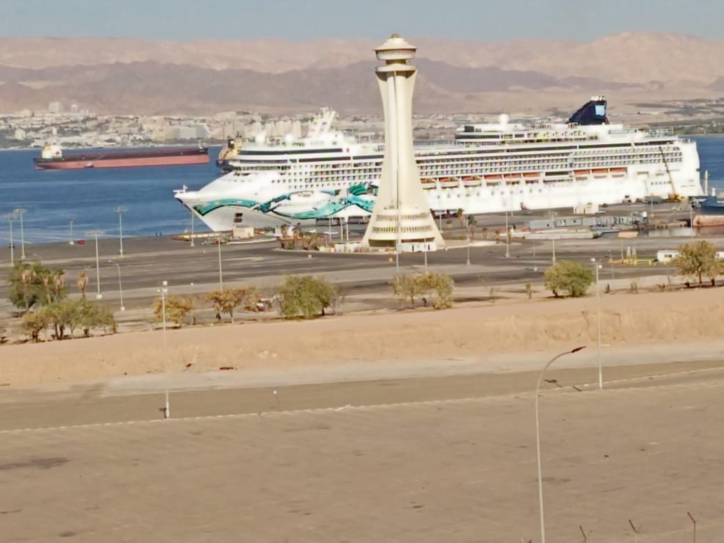 البواخر السياحية تتوافد إلى العقبة.. و6