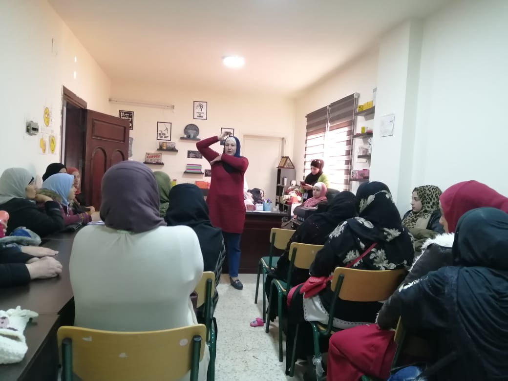 معهد العناية بصحة الأسرة ينظم يوما