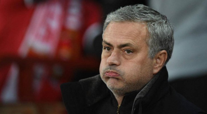 جوزيه مورينيو مدربا لتوتنهام حتى 2023