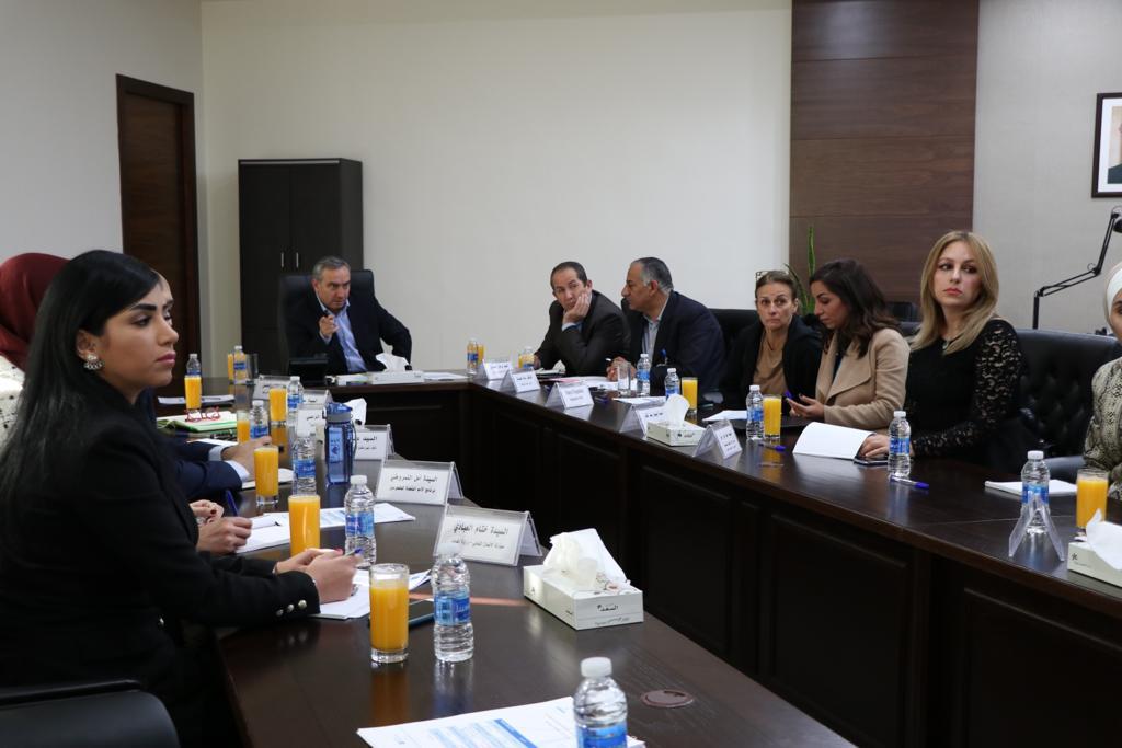 وزير الشباب يترأس اجتماع اللجنة العليا