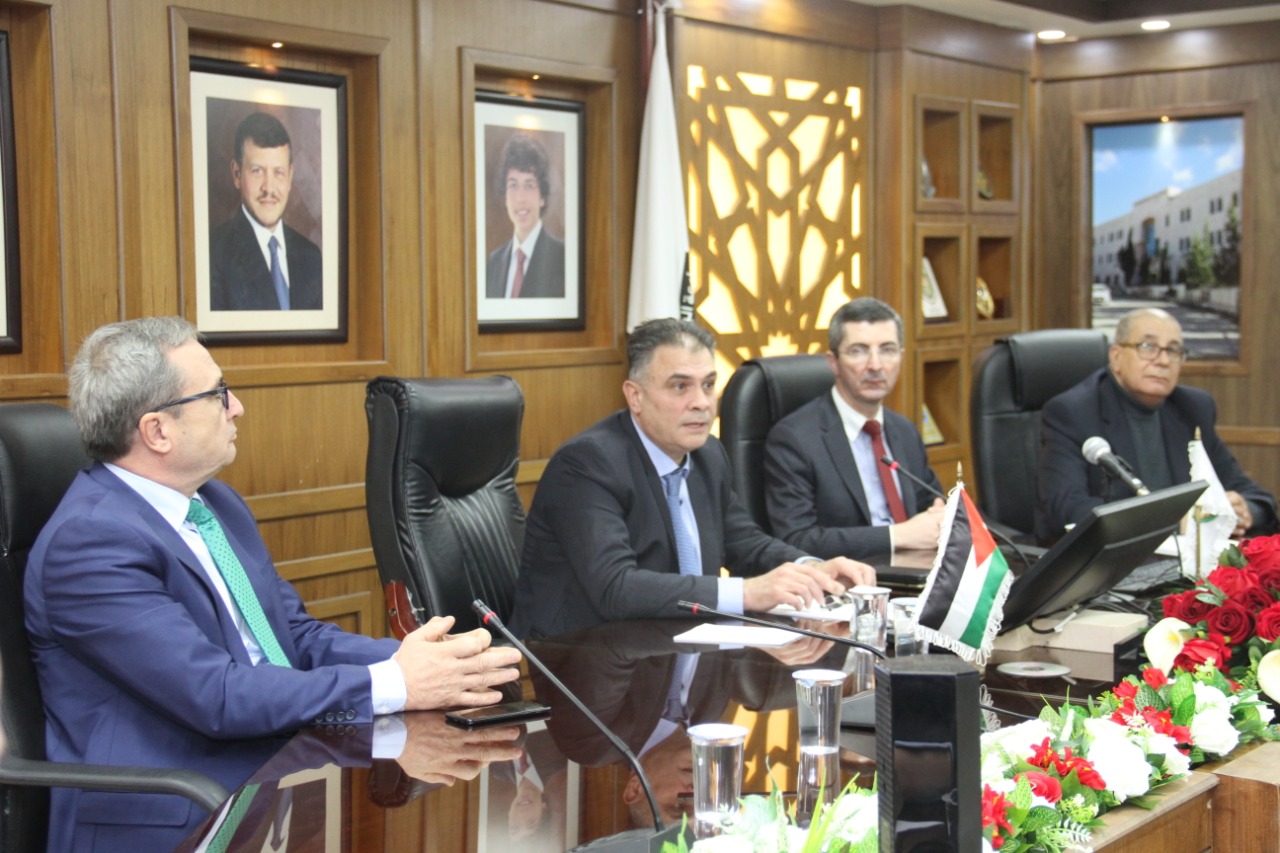 الزعبي: ارتفاع عدد المقبولين هذا العام