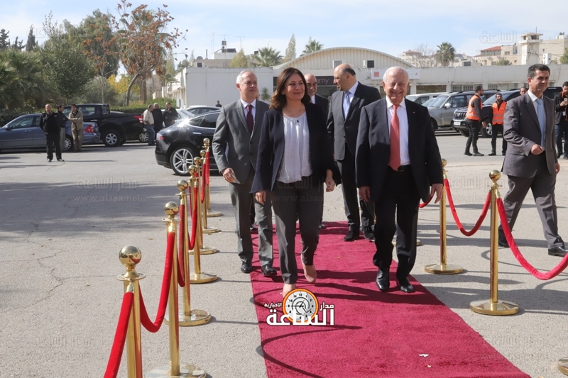 افتتاح مشروع الطاقة الشمسية لشركة اورنج