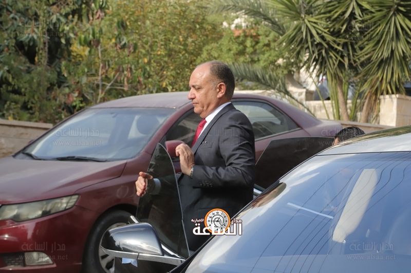 المهمة الصعبة للوزير امجد العضايلة