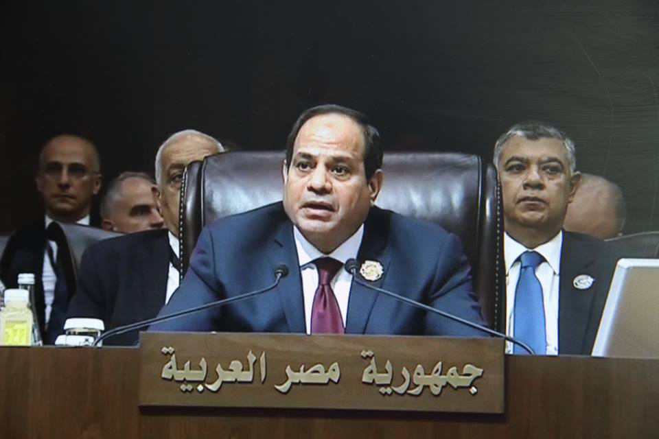 السيسي: قمة عمان تنعقد في ظل