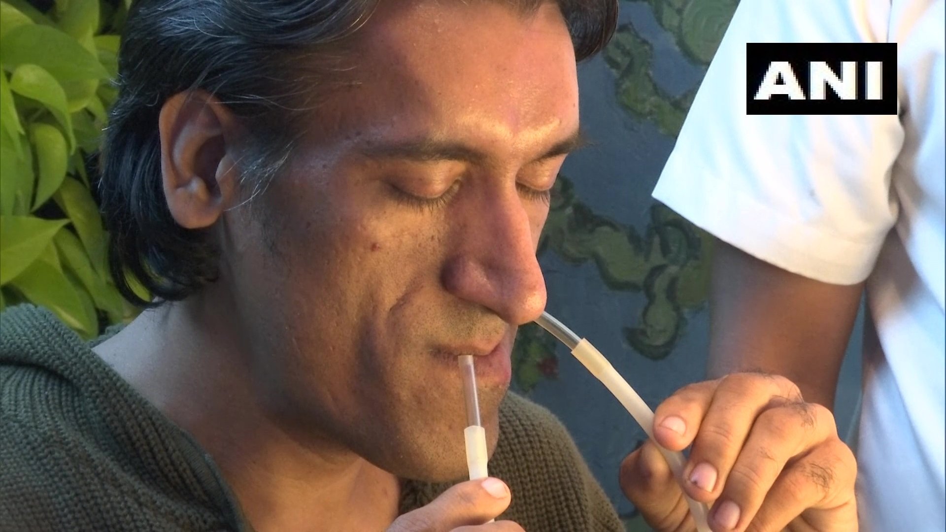 ادفع لتتنفس.. «صالونات الأوكسجين» صيحة جديدة