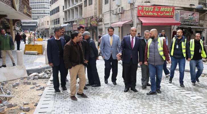 أمانة عمّان تحرم 220 سيارة أجرة