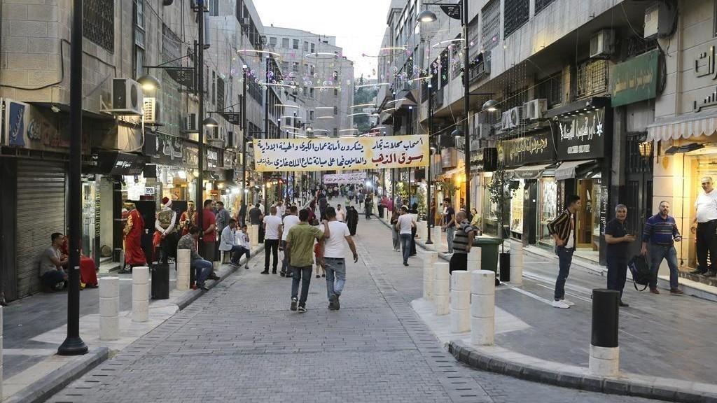 الامانة: قرار عدم وجود مواقف للسرفيس