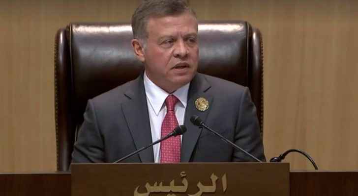 الملك يقيم مأدبة غداء تكريما للقادة