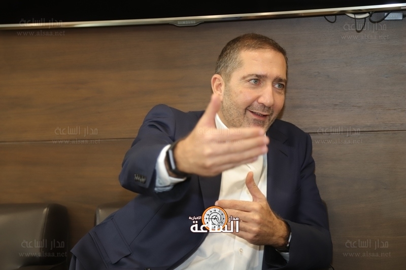 سمير الرفاعي.. لا دلافين لطيفة في