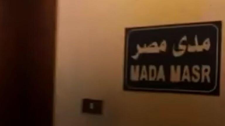 مصر تتهم الإخوان بإدارة موقع لبث