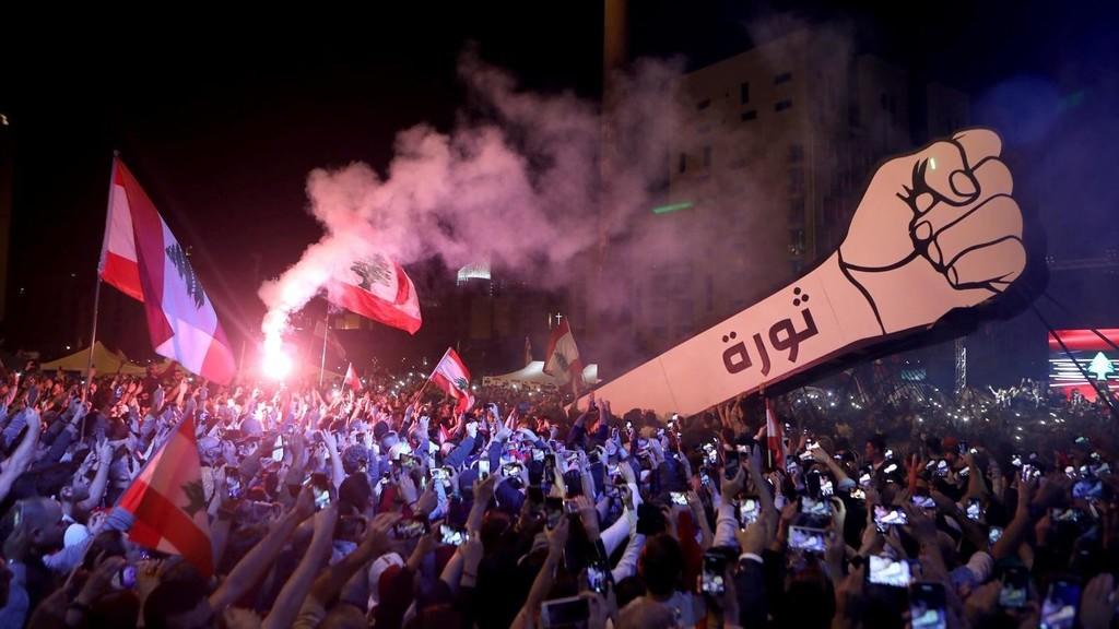 لبنان.. يفيق بعد ثاني ليلة من