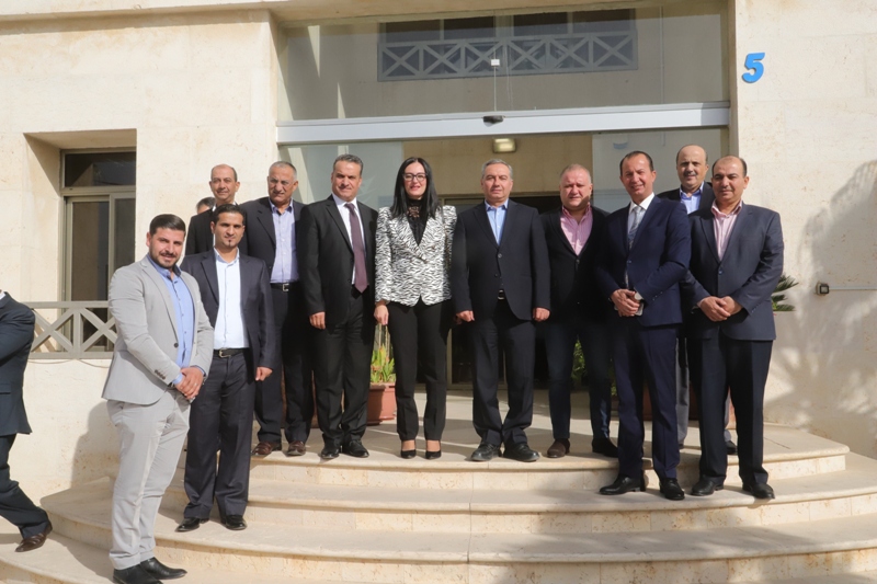 فارس بريزات يترأس اجتماع ’صندوق دعم