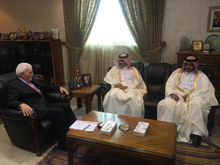 وزير التعليم العالي يلتقي السفير القطري