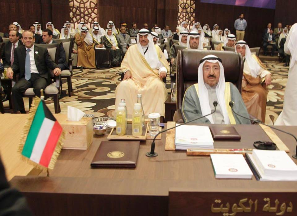 أمير الكويت يستقبل عبدالكريم الكباريتي و