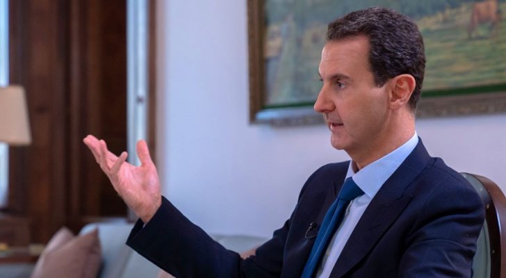 الأسد يجيب على سؤال يضحكه دائما..