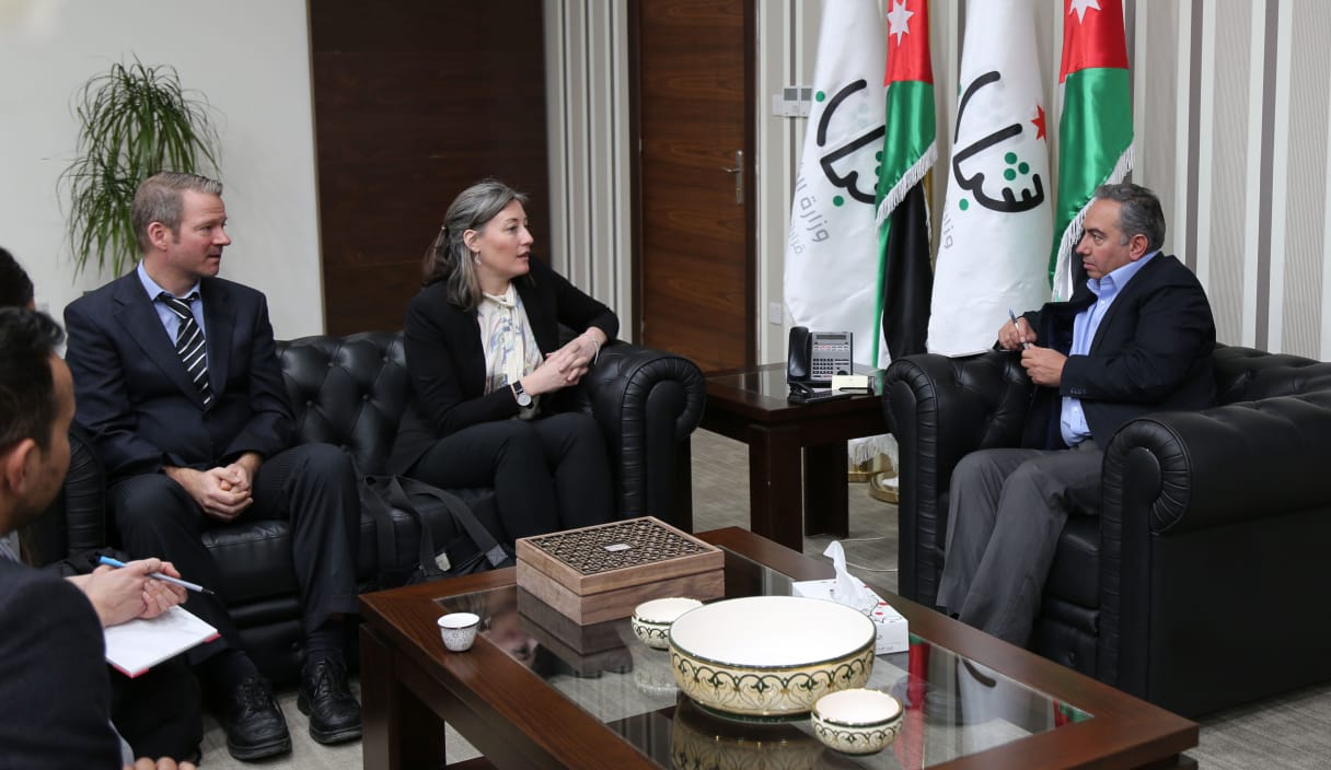 تعاون بين وزارة الشباب والمعهد الدنماركي