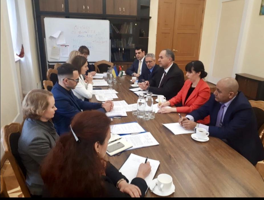 التلهوني يلتقي وزيرة التعليم العالي الاوكراني