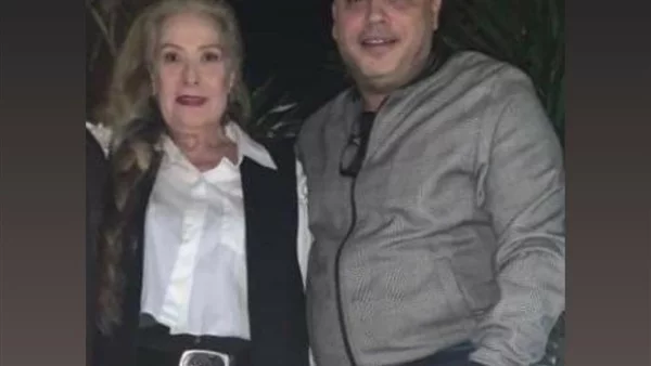 رغدة الطاعنة في السن .. مساحيق