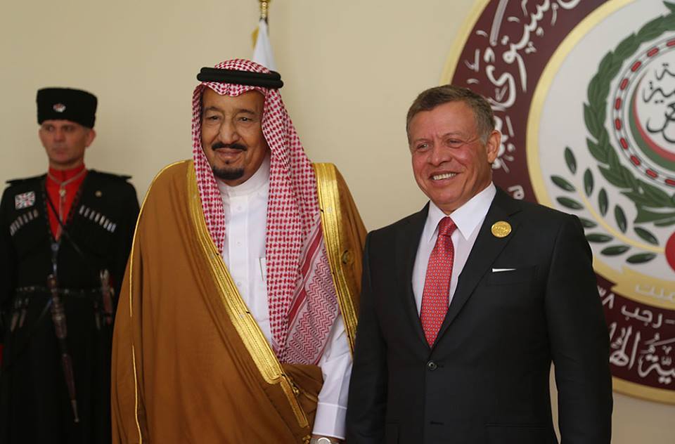 خادم الحرمين مغردا على تويتر: كل