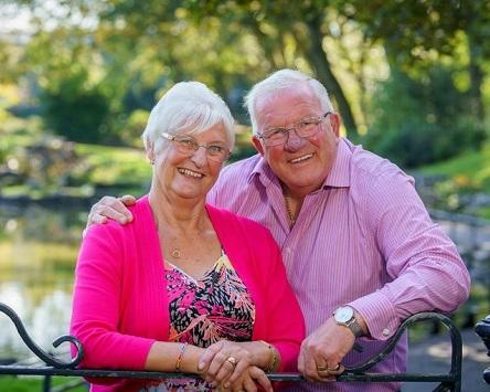 تكريم زوجين تشاجرا مرة واحدة خلال