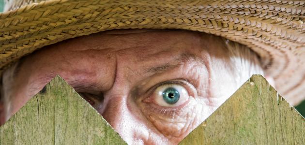 هل الحسد يسبب الموت.. وكيف تعالج