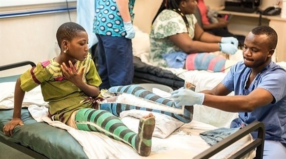 عملية جراحية رائدة تصحح ساقيها المقوستين