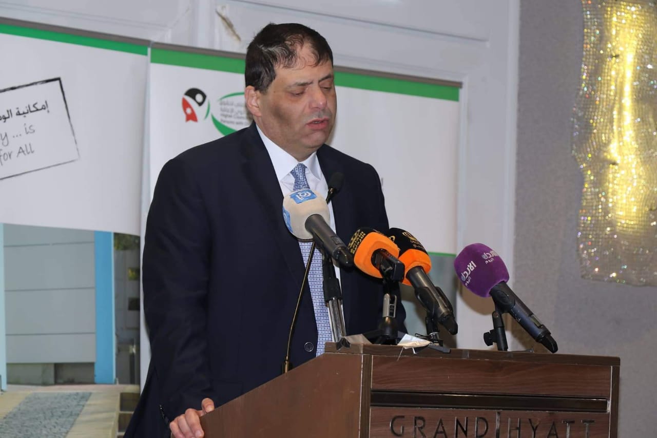 على طريقتها الخاصة