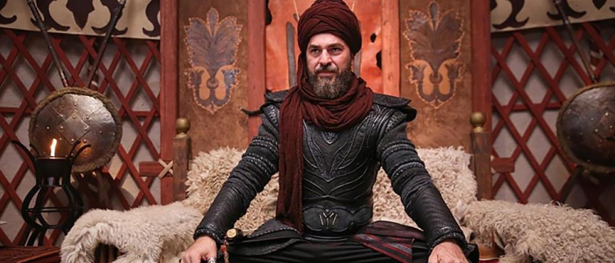 نجم ’قيامة أرطغرل‘ يعتزل الدراما.. ما