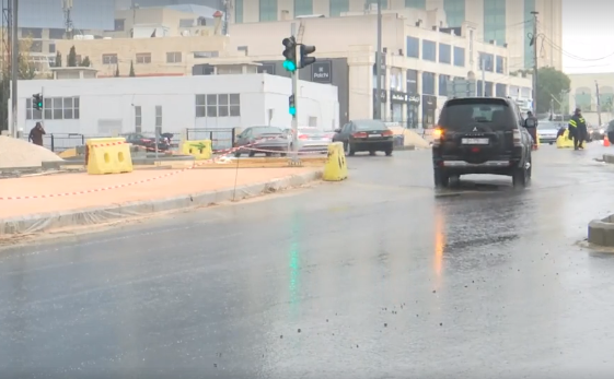 تشغيل الإشارة الضوئية على ’الدوار السادس‘