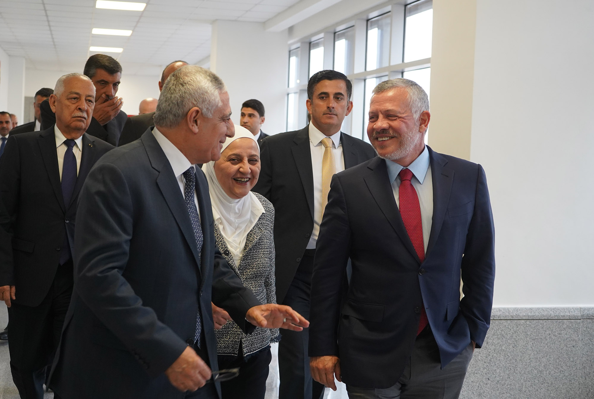 الملك يفتتح المبنى الجديد للمعهد القضائي