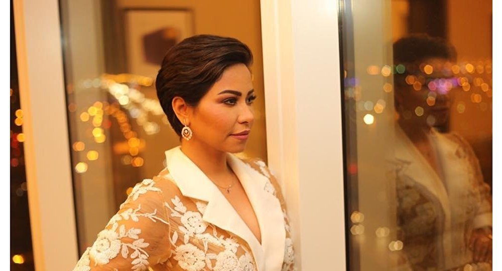 شيرين تعتذر لصابر الرباعي «الغاضب» بقبلة