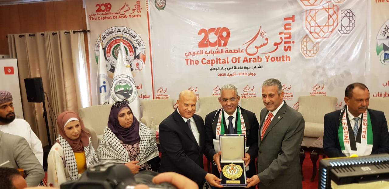 ’مسيس‘ و3 شباب أردنيين يشاركون بالمؤتمر