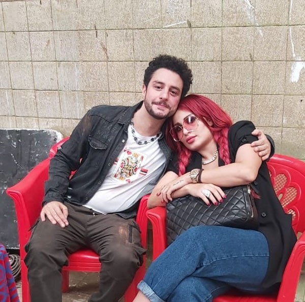 بسبب رقصة في الشارع.. زوجة أحمد