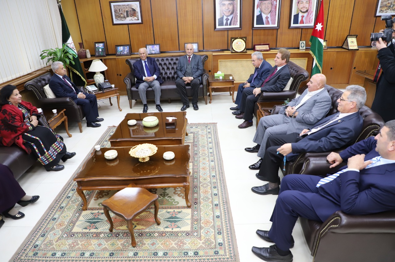 ندوة للشهيد وصفي التل في جامعة