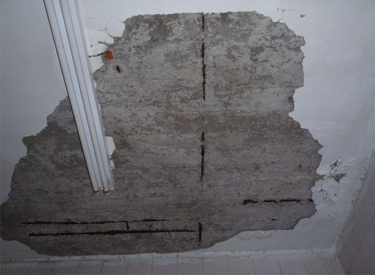 التربية: سقوط أجزاء من سقف ثلاث