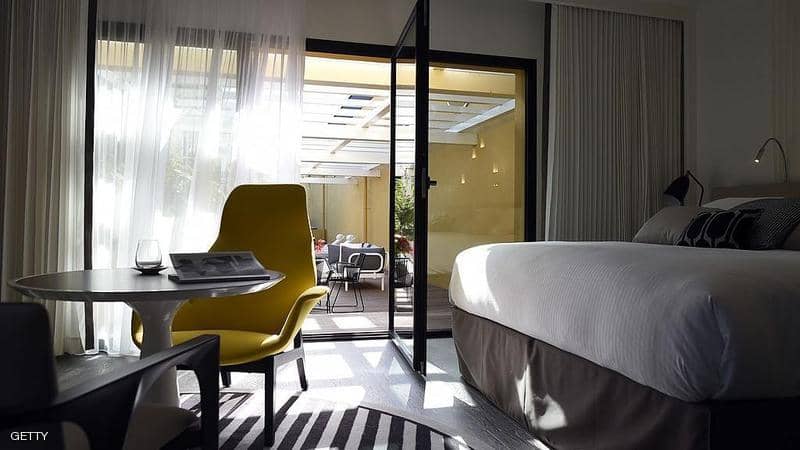 نزلاء آخر زمن.. ماذا يسرقون من