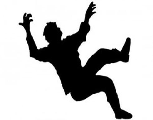 إصابة بسقوط عن سور في العبدلي