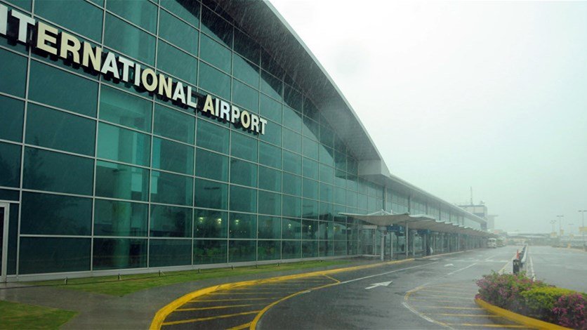 إخلاء مطار أديليد في أستراليا بسبب