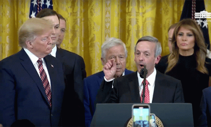 قسيس لـ ترامب: أنت على الجانب