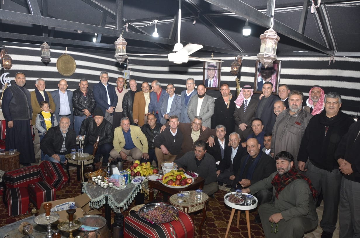 الكفيري يولم لاصدقاء الدراسة قبل 40