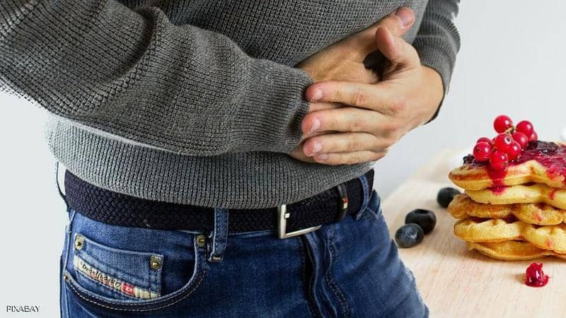 لمن يعاني التهاب الأمعاء.. تجنّبوا هذه